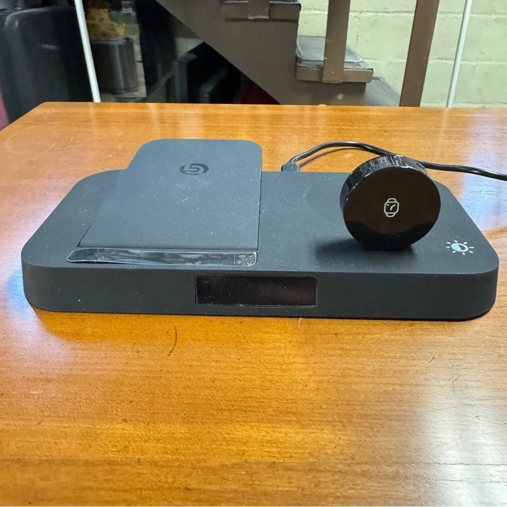 Black Trio Powerhouse 3-in-1 Wireless Charging Station